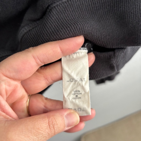 THE GREAT.The Men's College Sweatshirt in Almost Black - Picture 5 of 7